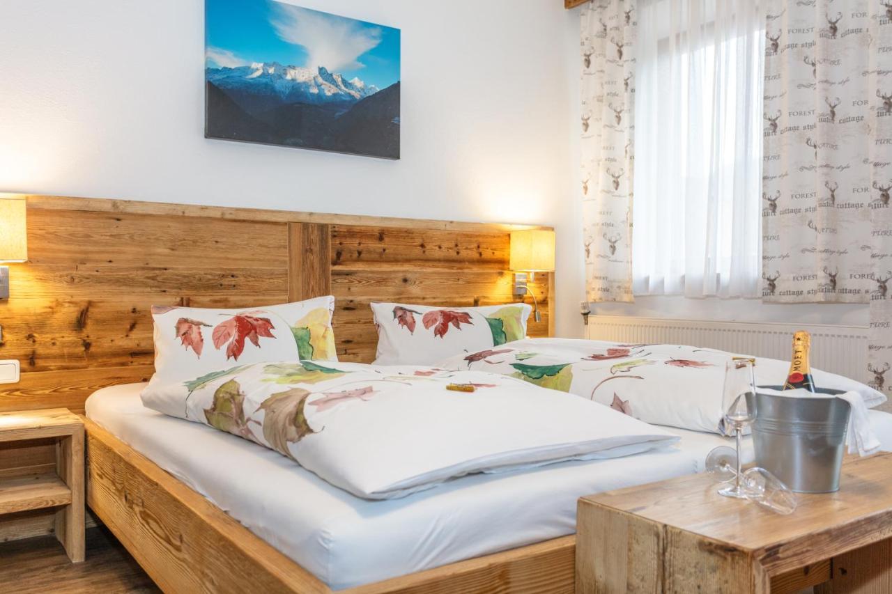 Gasthof St. Adolari Hotel Sankt Ulrich am Pillersee Ngoại thất bức ảnh