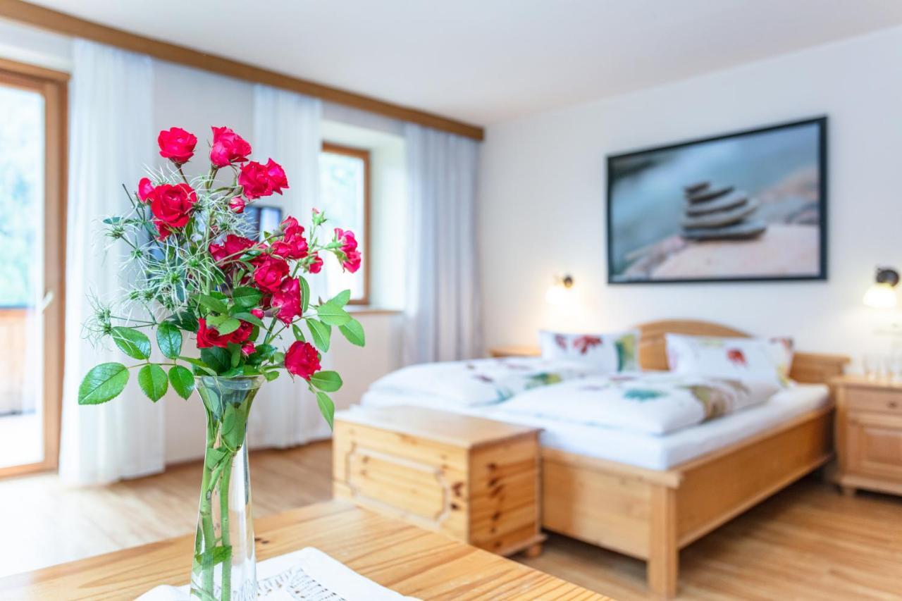 Gasthof St. Adolari Hotel Sankt Ulrich am Pillersee Ngoại thất bức ảnh