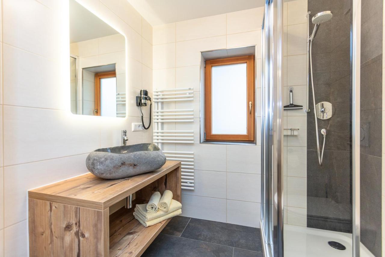 Gasthof St. Adolari Hotel Sankt Ulrich am Pillersee Ngoại thất bức ảnh