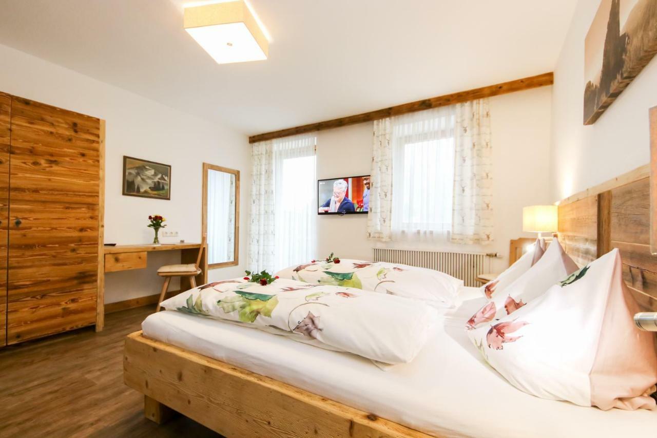 Gasthof St. Adolari Hotel Sankt Ulrich am Pillersee Ngoại thất bức ảnh
